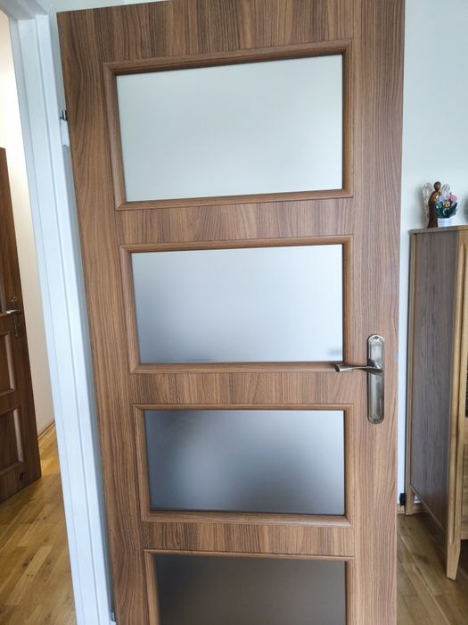Drzwi wewnętrzne  80 x 4 , 70 X1 , 60