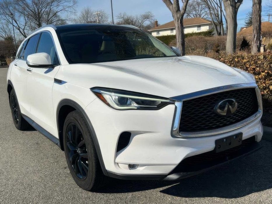 Infiniti QX50      2021
