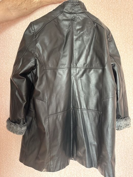 Жіноча шкіряна  курточка