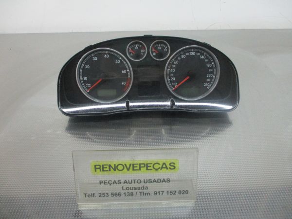 Quadrante / painel de instrumentos VOLKSWAGEN Passat (3B3)