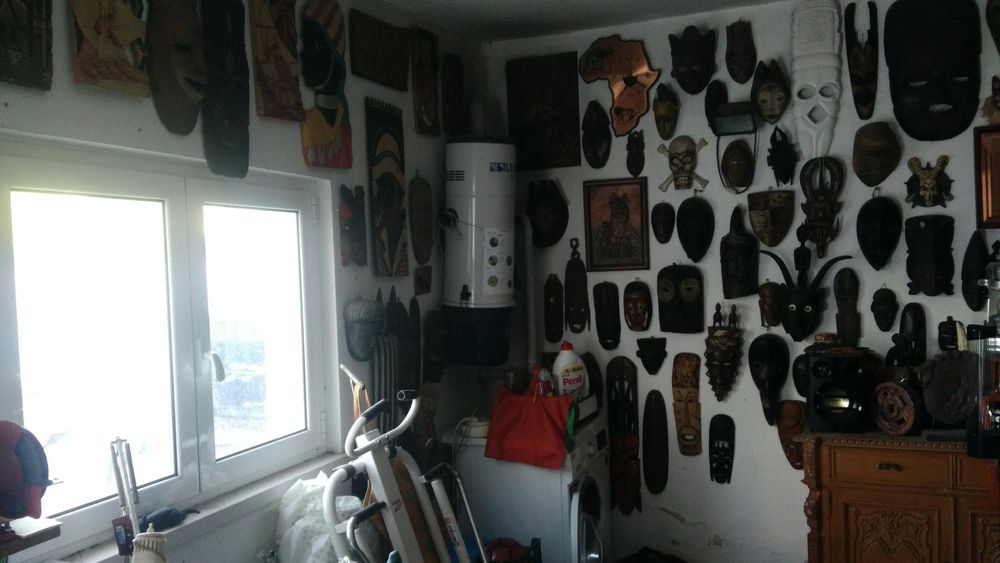 Centenas Máscaras e Estátuas Africanas (coleção)