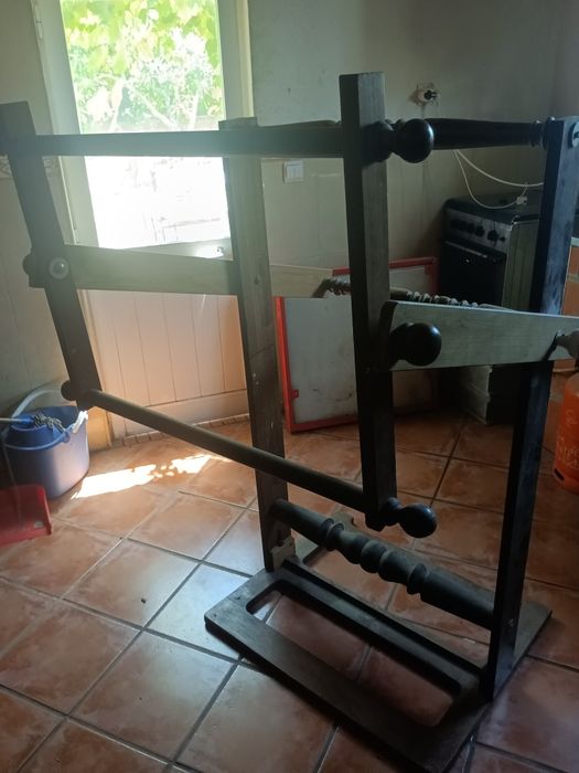 Bancada para fazer bordado
