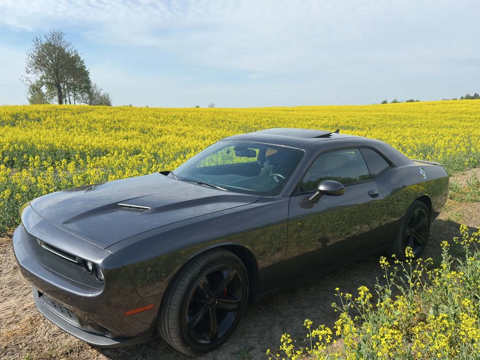 Sprzedam Dodge challenger