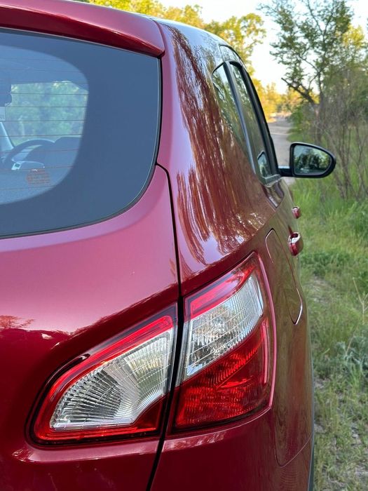 Продам NISSAN QASHQAI
