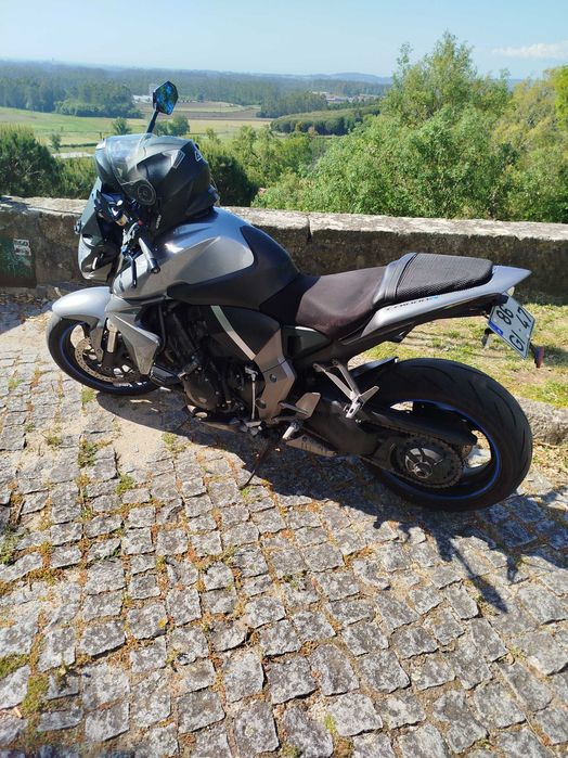 Vendo Honda cb1000r