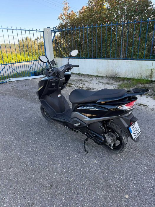 Suzuki Burgman EX 125 com 1347 km