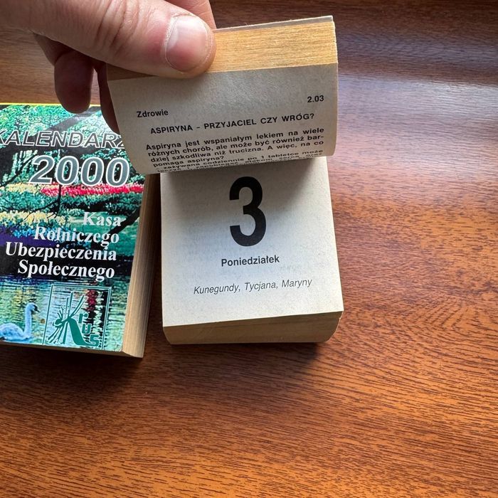 Kalendarz zdzierak 2000