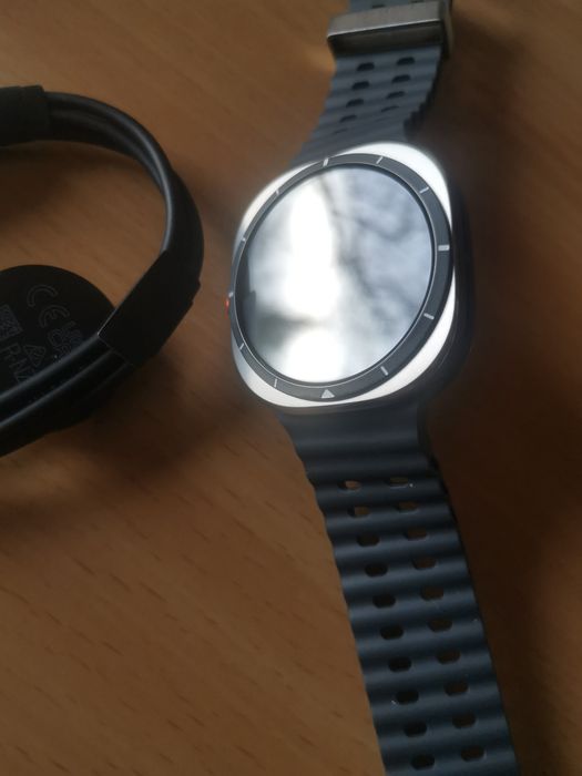 Smartwatch SAMSUNG Galaxy Watch Ultra  LTE 47mm Tytanowo srebrny