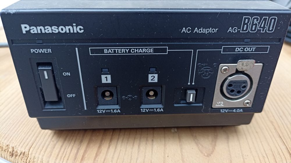 Carregador/ alimentador Panasonic