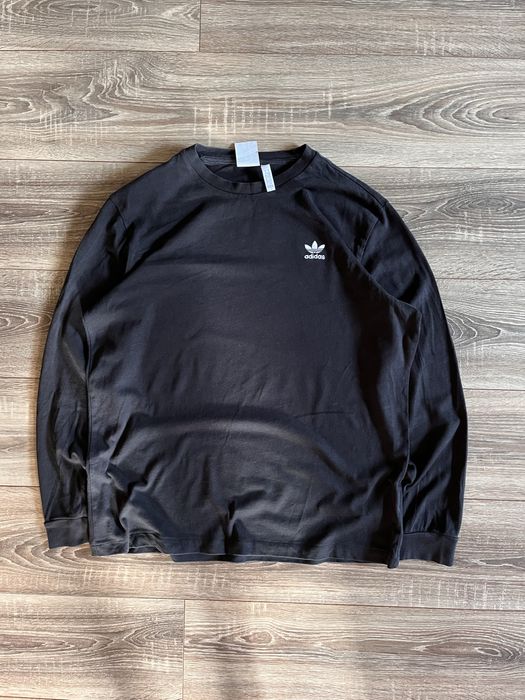 Базовий Оверсайз Лонгслів від Adidas