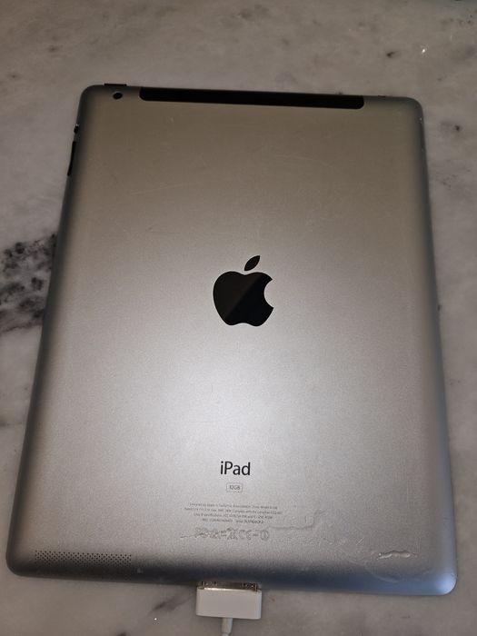 Apple iPad 2 32GB Wi-Fi + 3G – Funciona bem