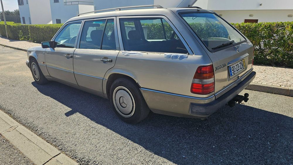 mercedes benz  break w124 300 turbo diesel automàtico com ar condicionado