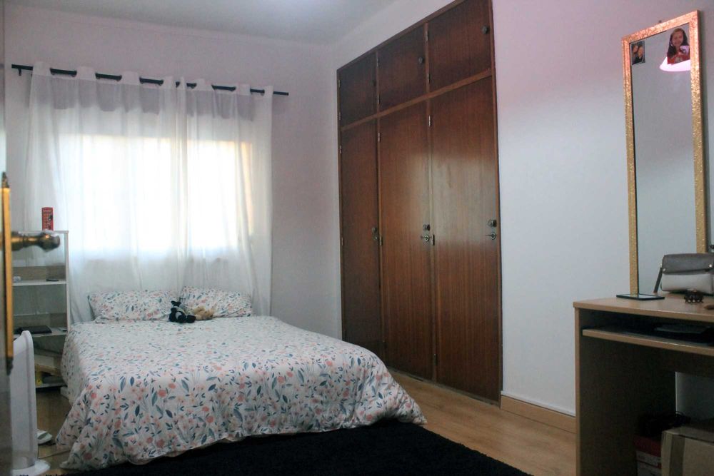 Moradia T3 com Anexo T1 (Renda Imediata)  Alcanena