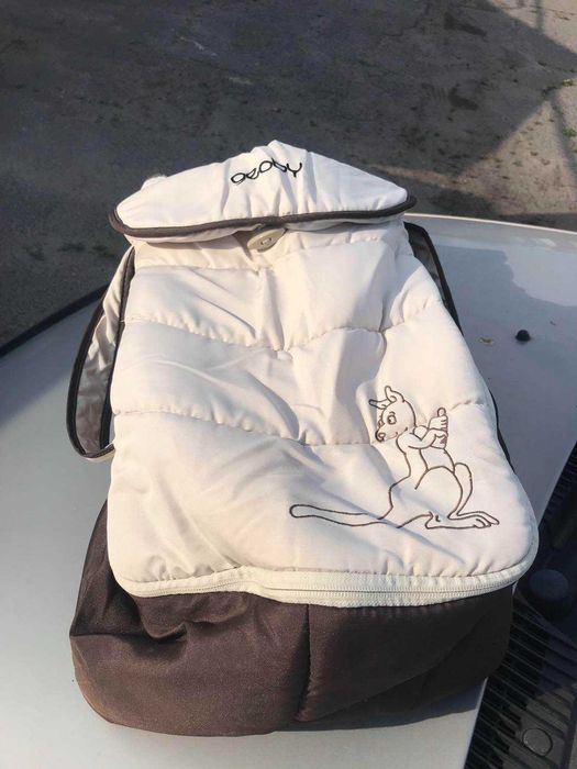 Детская переноска Geoby