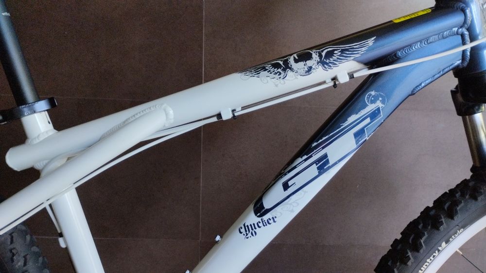 Bicicleta GT Chucker 2.0