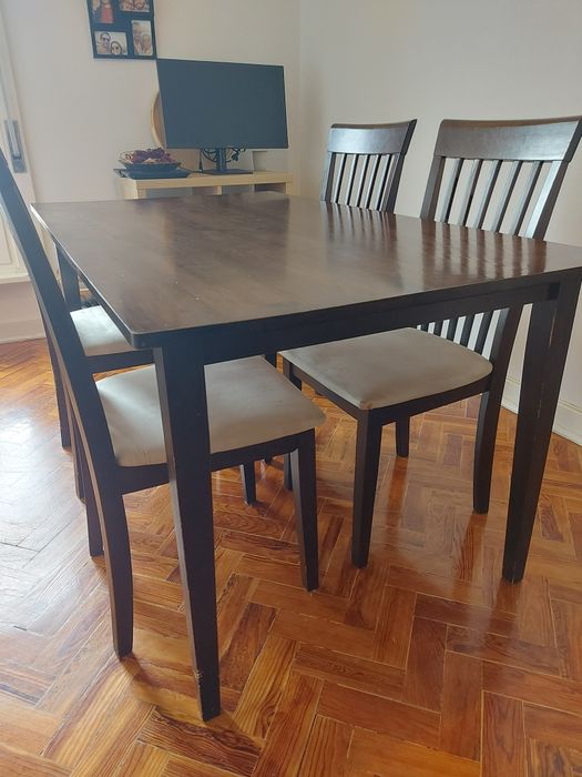 Vendo Mesa Jantar + Cadeiras