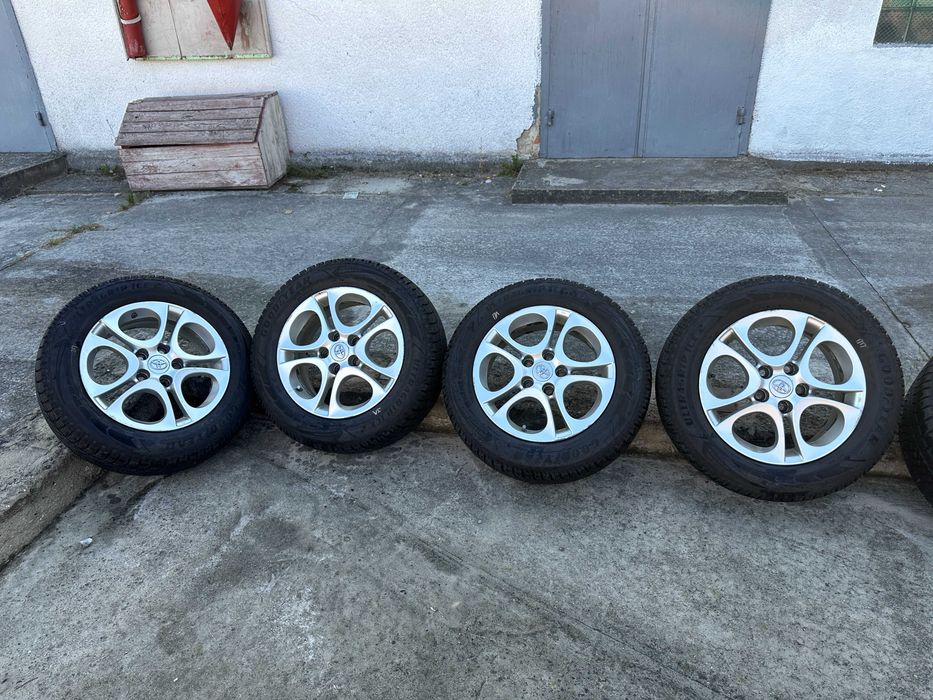 Титанові диски  R16 в комплекті з резиною TOYOTA Camry v50