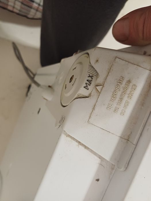 Продам  електричний обігрівач