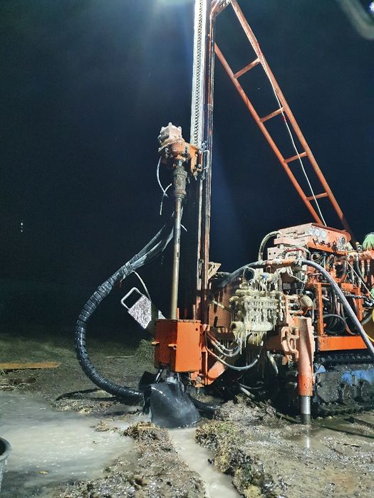 Буріння свердловин на воду камінь граніт малогабаритна бурение скважин