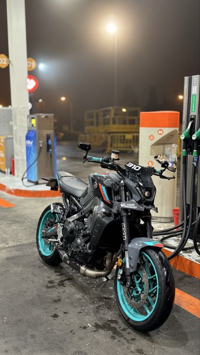 Yamaha MT-09 2022 - Cyan Storm