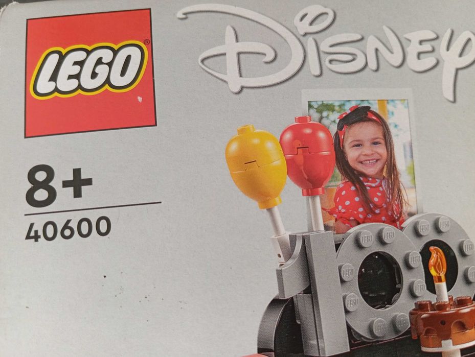 LEGO Disney 100 Years Celebration (40600).