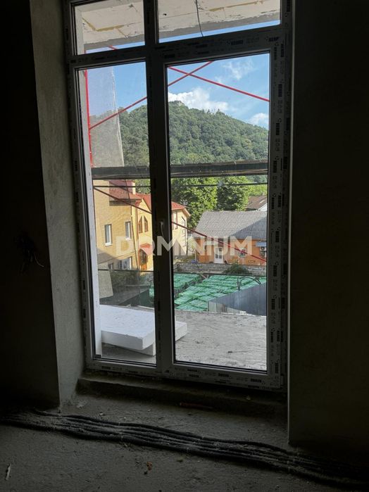 Продається 2-кімнатна квартира у новобудові м.Хуста!