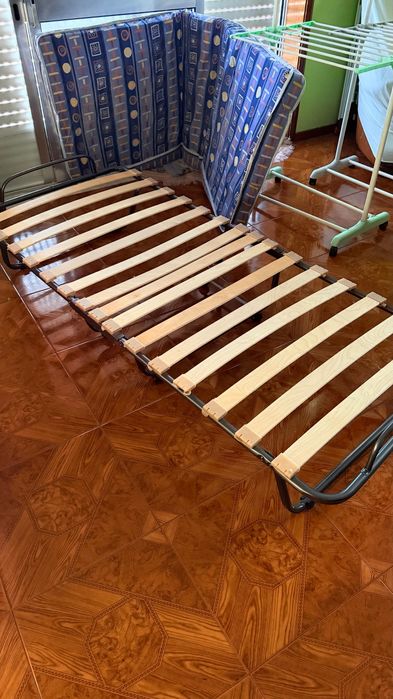 Cama dobrável solteiro