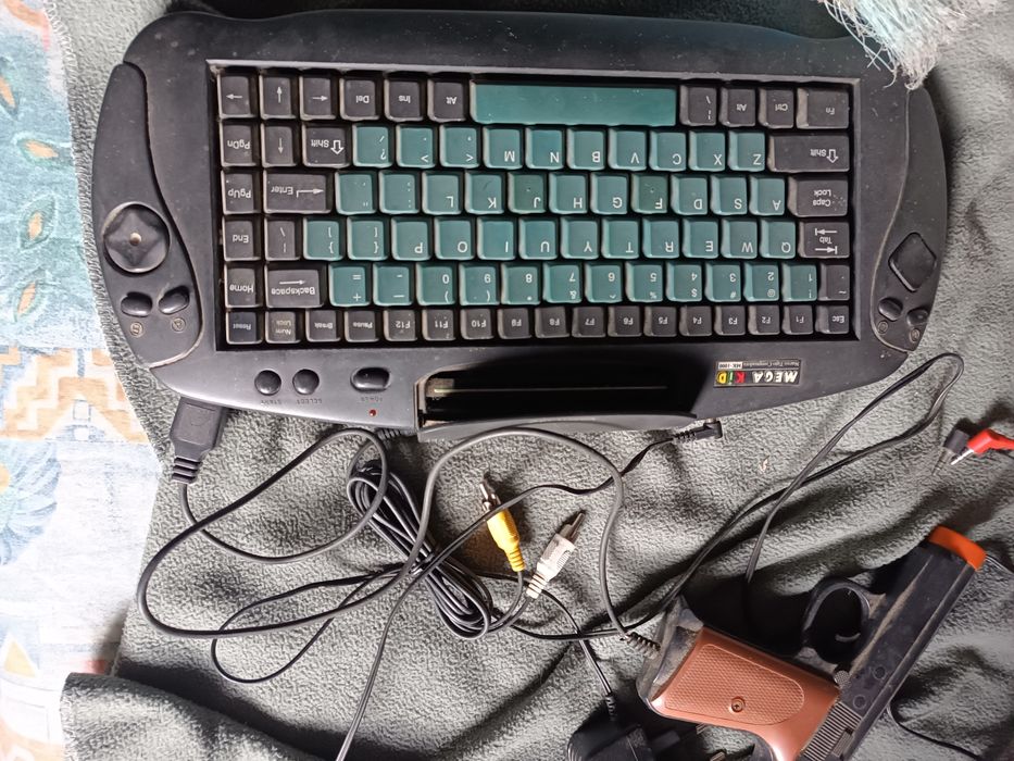 Consola da Sega antigo a funcionar