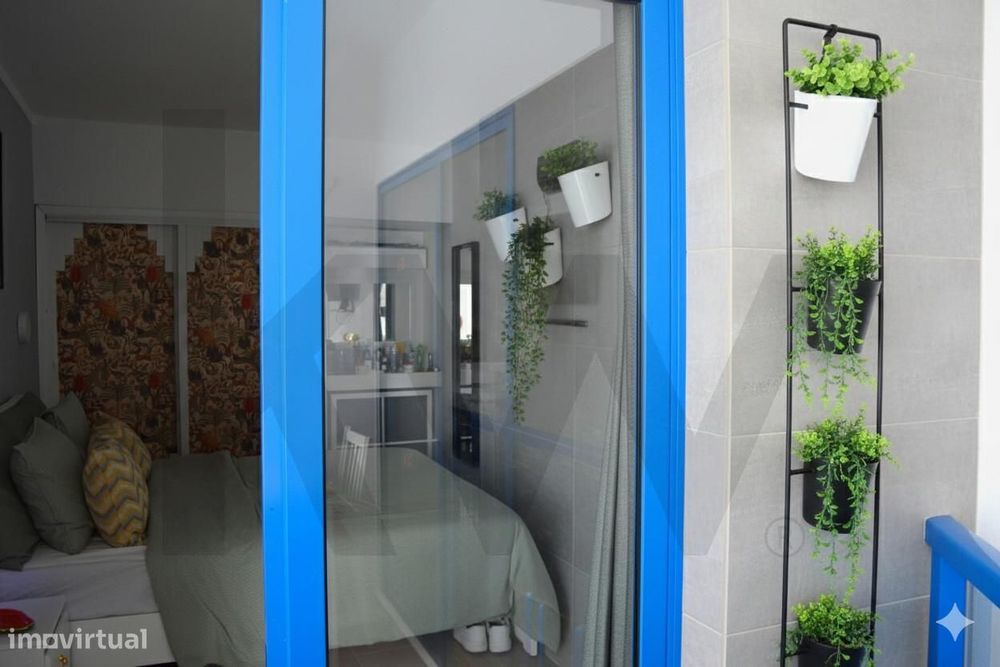 Apartamento T1 Mobilado e Equipado no Clube Praia da Rocha, a 300m do