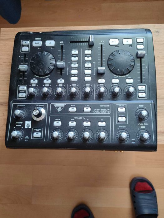 behringer bcd3000