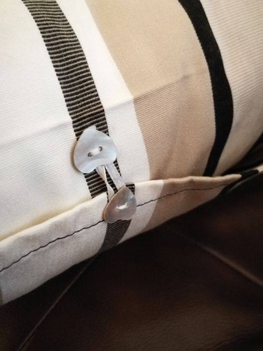 Наволочка для декорировных подушек  ручная работа