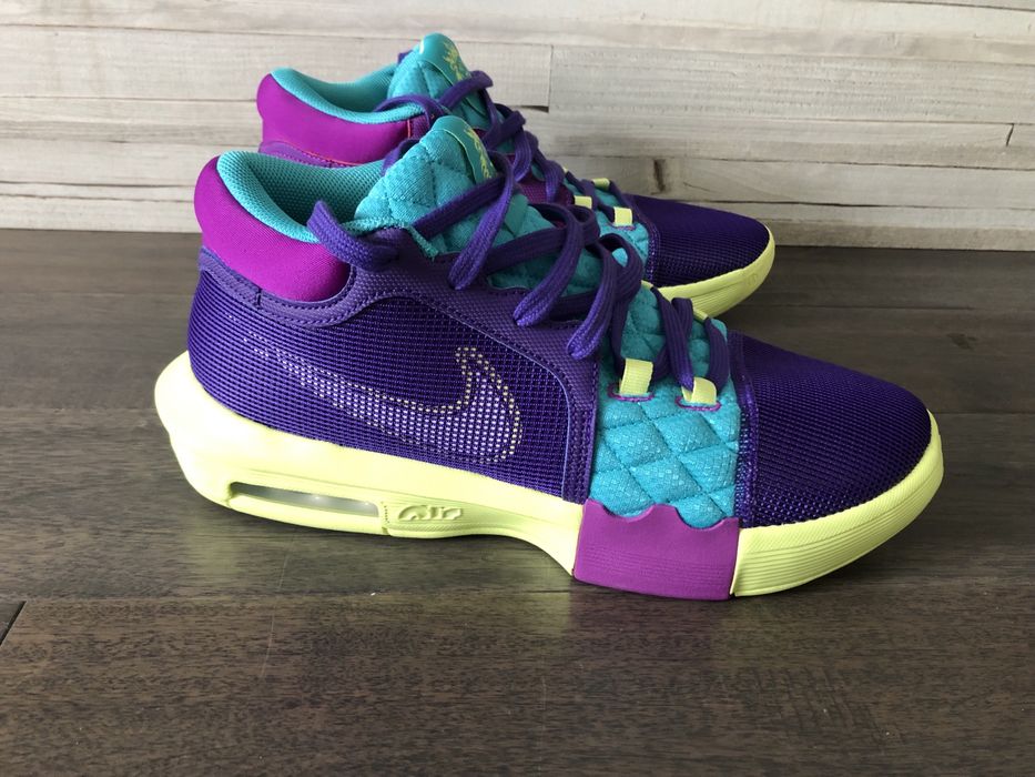 Nike Lebrone Witness VIII