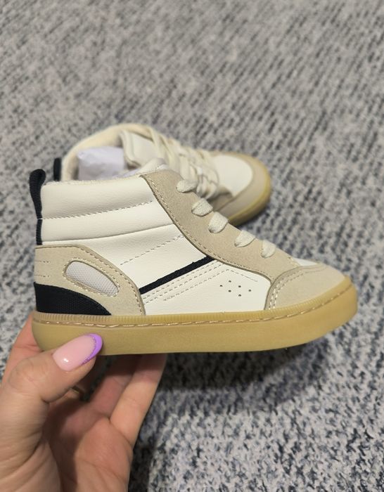 Sportowe adidasy Zara 25 trzewiki za kostkę wiosna wiosenne