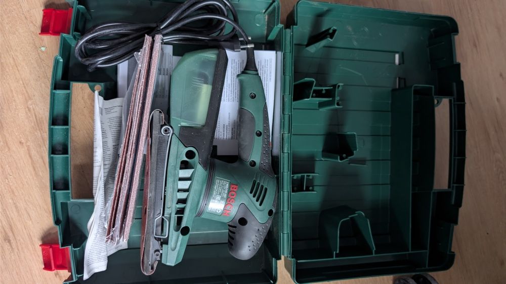 Szlifierka oscylacyjna Bosch PSS 200 AC  Użyta 1 raz!