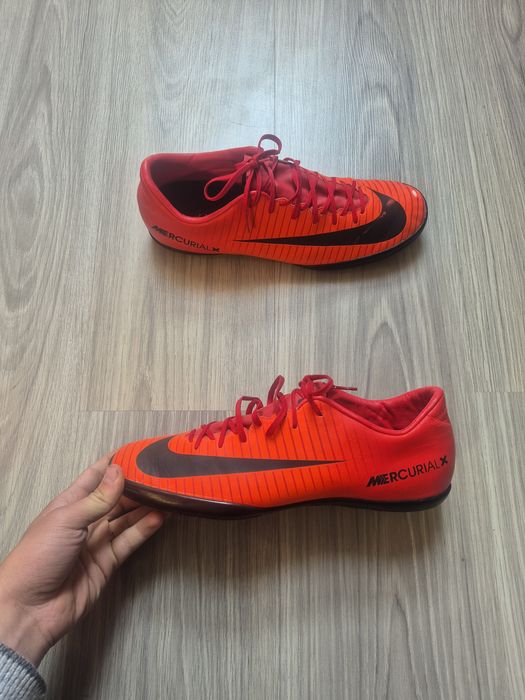 Професійні футзалки Nike Mercurial