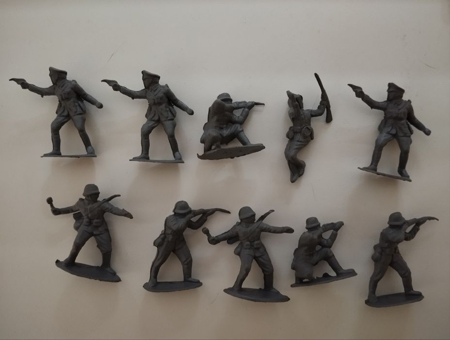 Солдатики.  Близько 30 шт