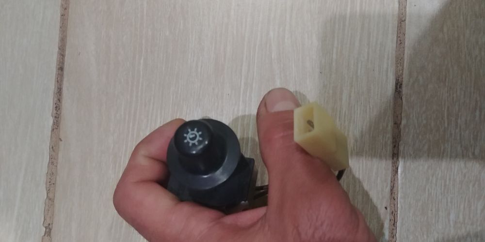 Продам регулятор подсветки приборов Ваз 2109