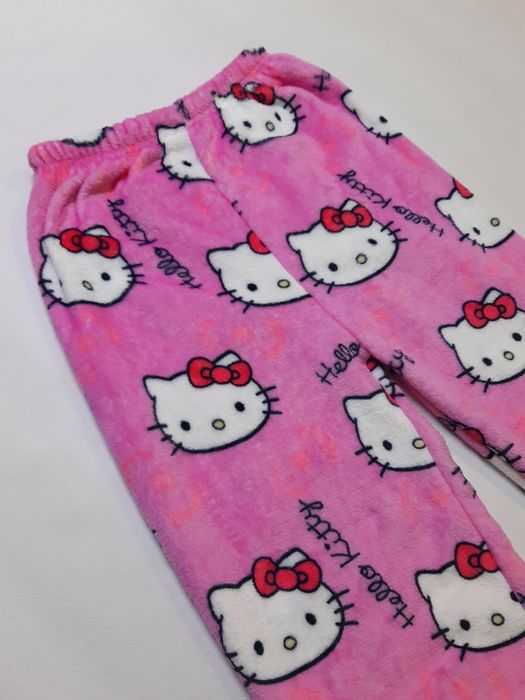 Nowe spodnie Hello Kitty pluszowe Must Have