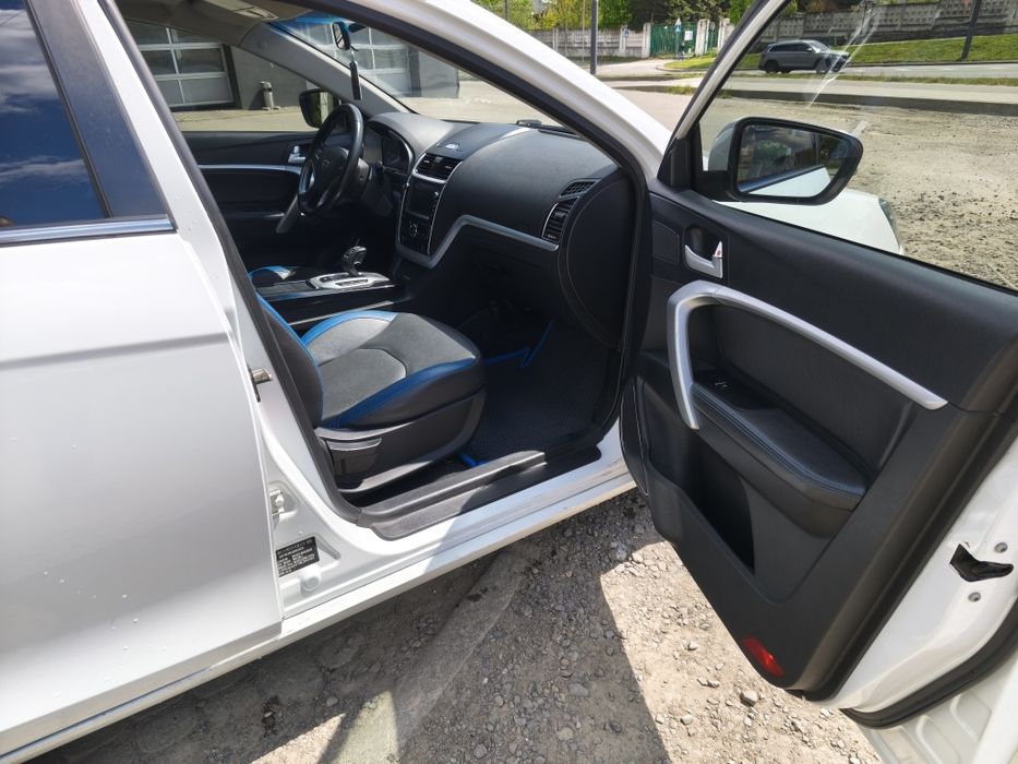 Продам  Geely England ev253