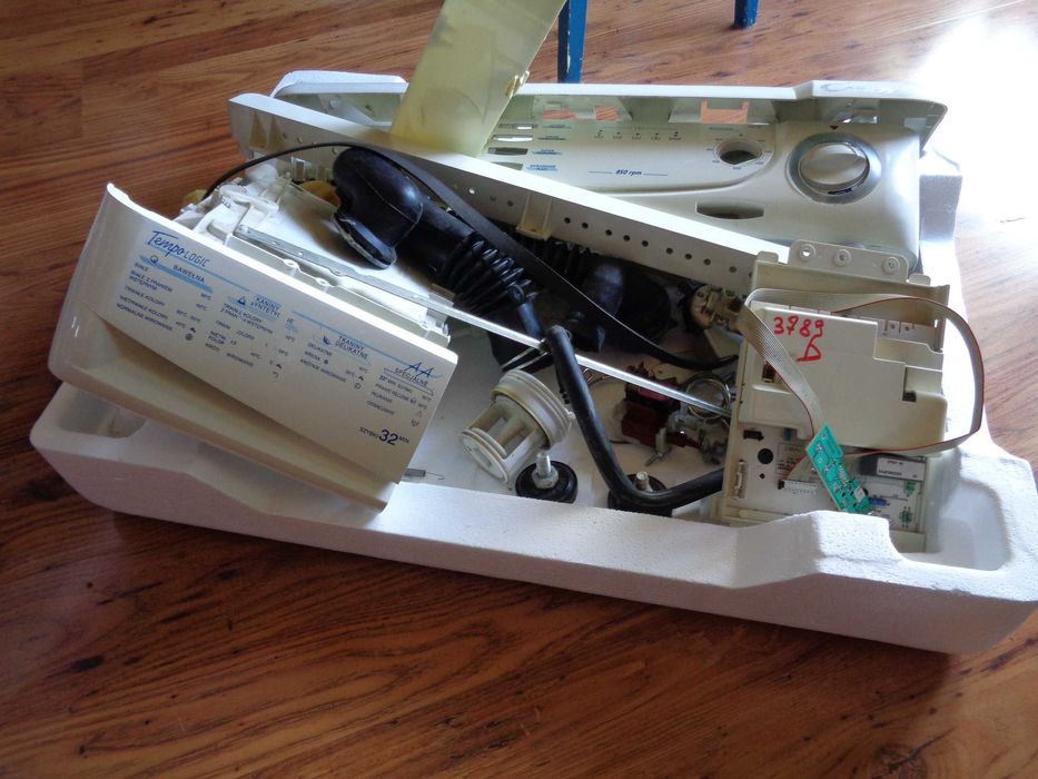 CANDY CBL 85. pralka wolnostojąca