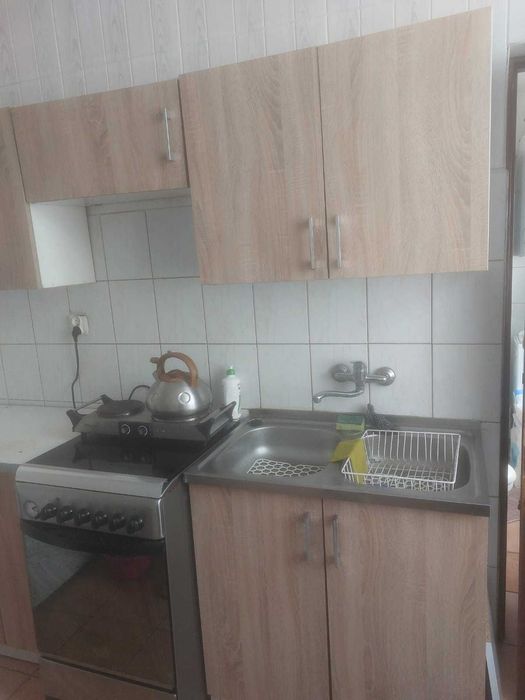 Zestaw mebli kuchennych oraz do salonu