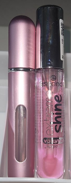 Lip gloss e recarga de perfume