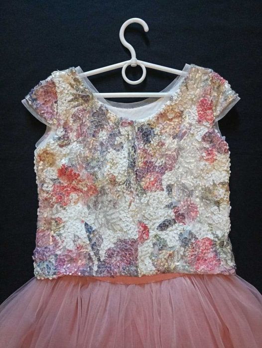 Нарядная блузка Stefanee