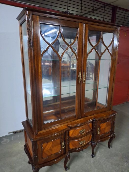 Cristaleira Queen Anne