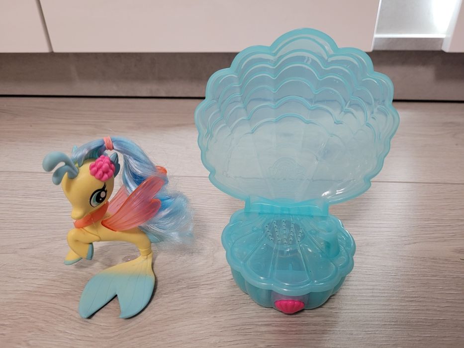 Hasbro - May Little Pony - figurki z dźwiękiem. Cena za komplet.