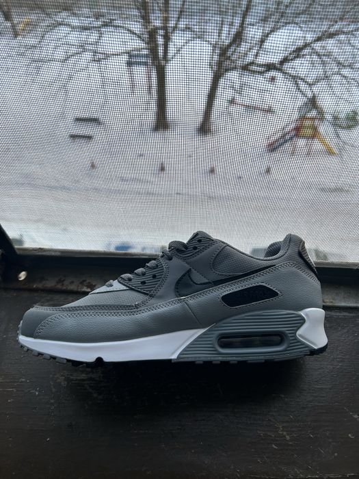 Чоловічі кросівки Nike Air Max 90 Grey