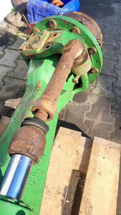 Siłownik skrętu john deere 6910