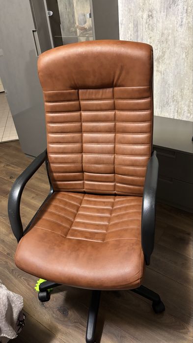 Крісло Boss BX Tilt PL ECO