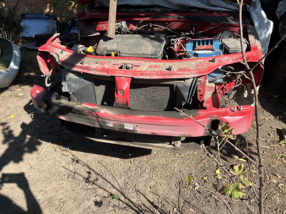 Бампер dacia sandero logan