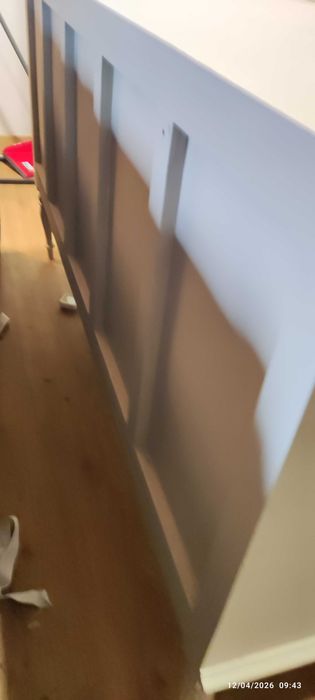 Aparador de estilo clássico, em bom estado